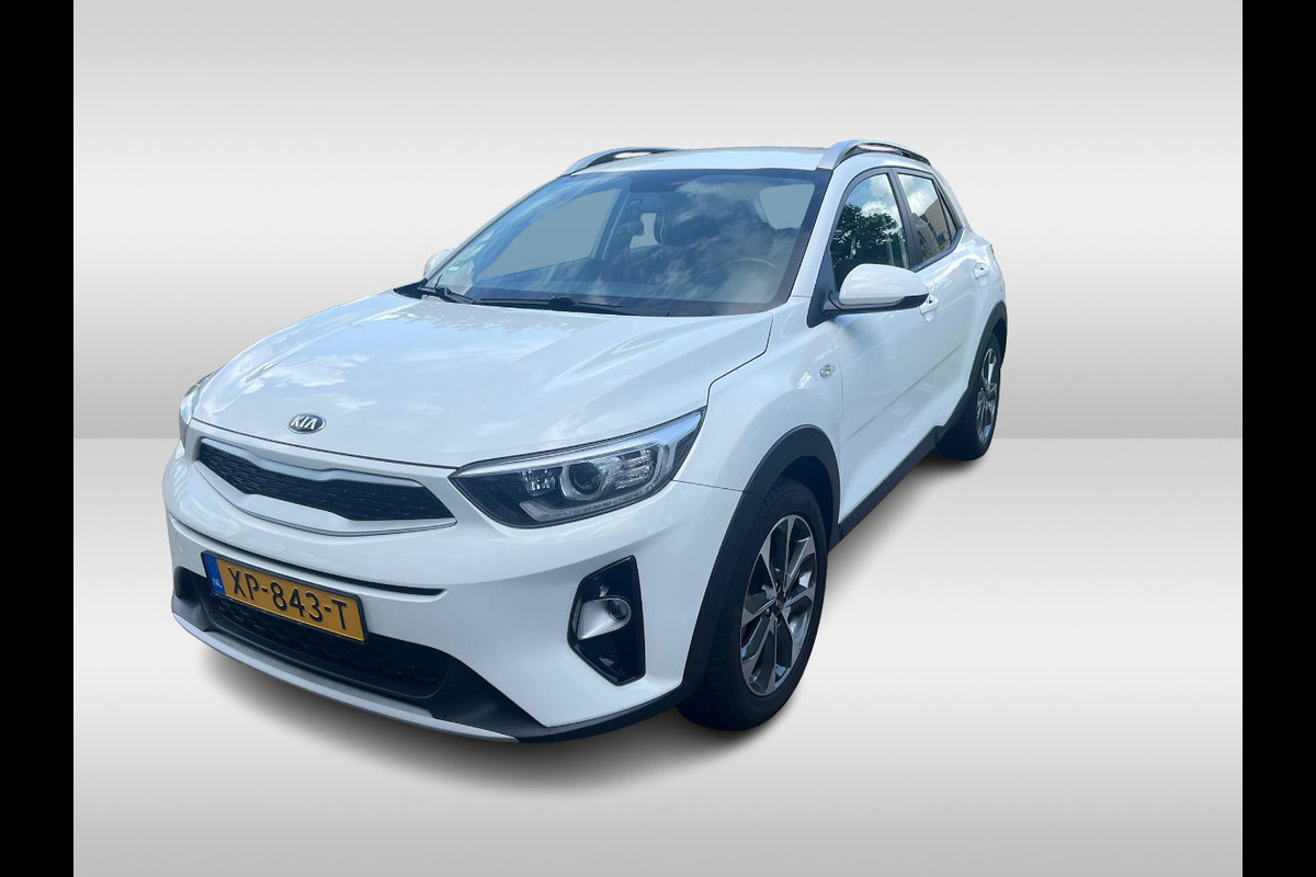 Kia Stonic 1.0 T-GDi DynamicPlusLine / Camera / Navigatie / 17'' / Keyless / Bluetooth / DAB / Cruise Control