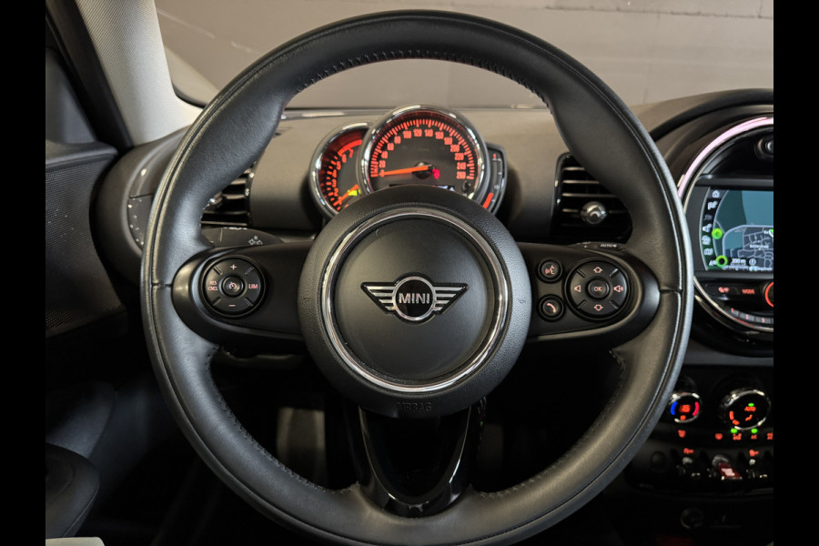 MINI Clubman 1.5 Cooper 136PK Business Edition Automaat | Navi | Cruise | Clima | PDC achter