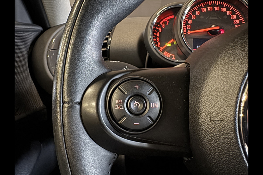 MINI Clubman 1.5 Cooper 136PK Business Edition Automaat | Navi | Cruise | Clima | PDC achter