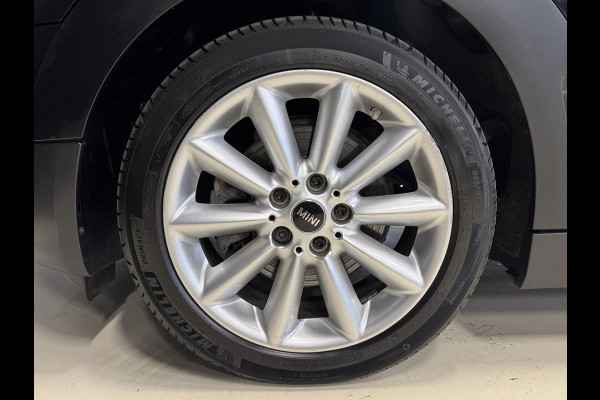 MINI Clubman 1.5 Cooper 136PK Business Edition Automaat | Navi | Cruise | Clima | PDC achter