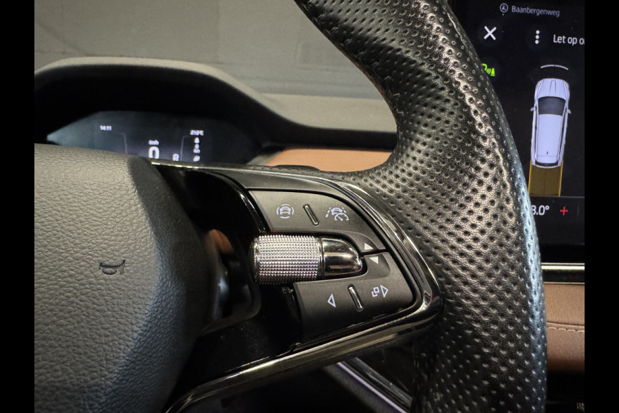 Škoda ENYAQ iV 60 | Pano | Leder | Memory | Sfeerverlichting | Camera | Stoel/stuurverwarming | Adaptive cruise | Carplay