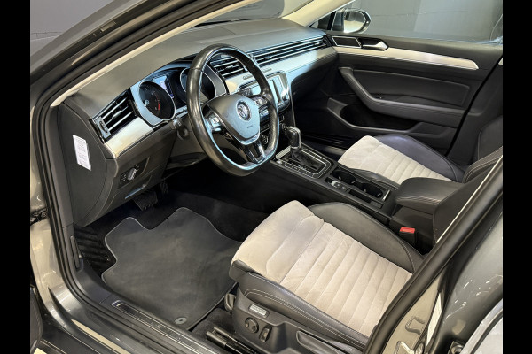 Volkswagen Passat Variant 1.4 TSI ACT Highline Automaat | Panoramadak | Adaptive cruise | Stoelverwarming | PDC V+A | LED