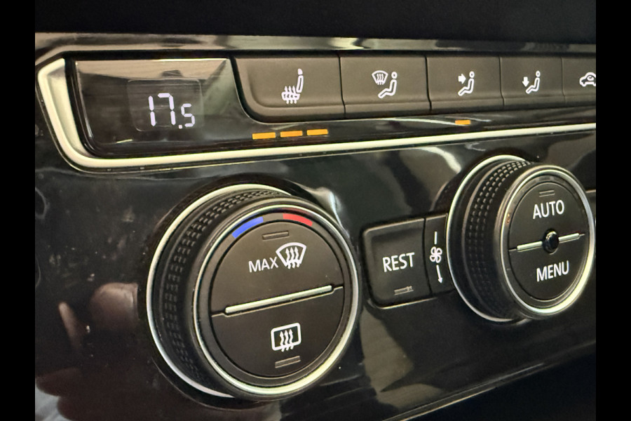 Volkswagen Passat Variant 1.4 TSI ACT Highline Automaat | Panoramadak | Adaptive cruise | Stoelverwarming | PDC V+A | LED