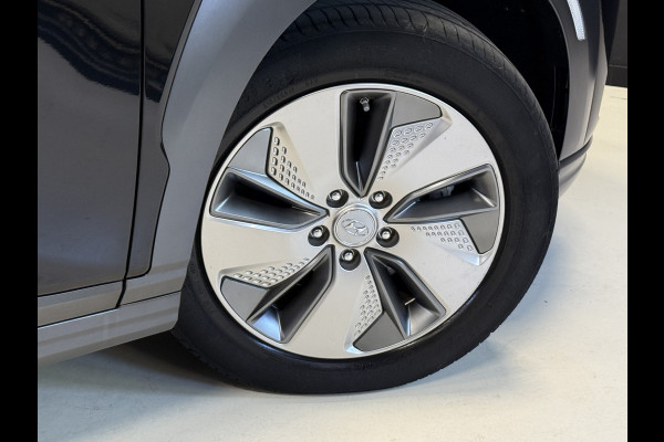 Hyundai Kona EV Comfort 64 kWh | SOH 98.6% | Camera | Apple Carplay | Adaptieve Cruise control