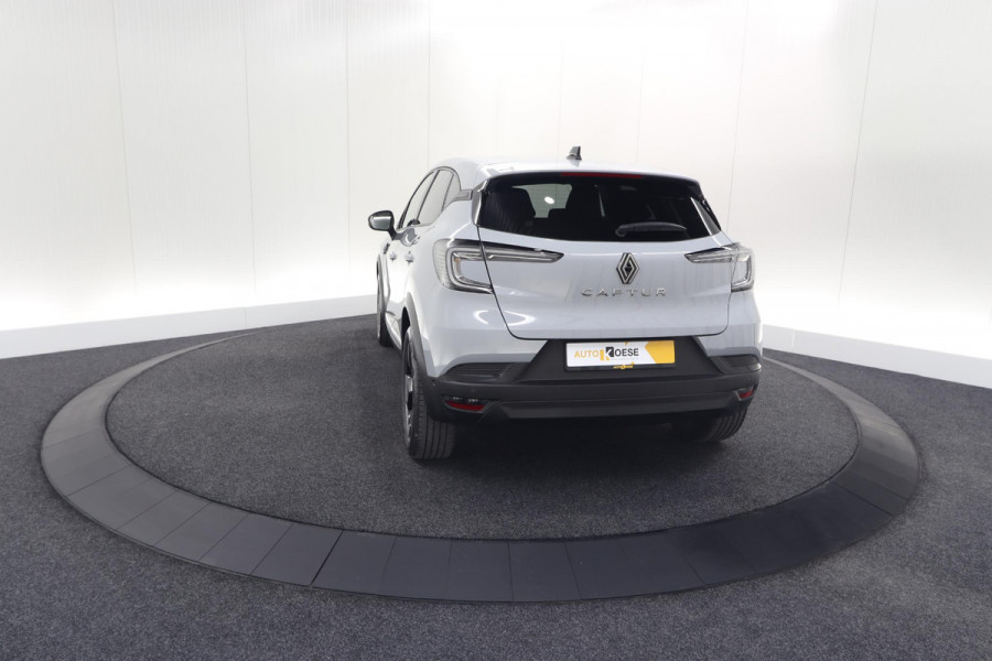 Renault Captur TCe 90 Techno | Nieuw Model | Camera | Navigatie | Apple Carplay | Pack Full Screen | 18 Inch Lichtmetalen Velgen