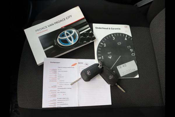 Toyota PROACE CITY 1.5 D 102pk Euro 6 - 3 Zits Bankje - Airco