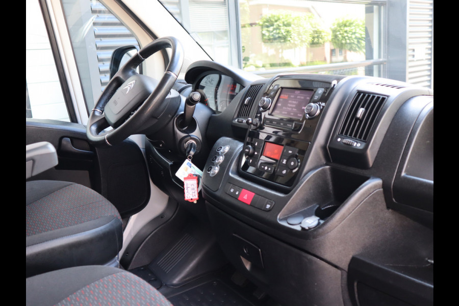 Citroën e-Jumper 70 kWh AC + DC Laden - 100 % Elektrische - L3H2 - Camera - Airco