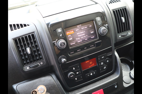 Citroën e-Jumper 70 kWh AC + DC Laden - 100 % Elektrische - L3H2 - Camera - Airco