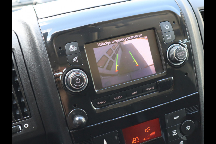 Citroën e-Jumper 70 kWh AC + DC Laden - 100 % Elektrische - L3H2 - Camera - Airco