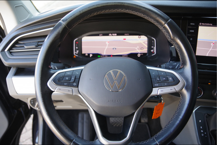 Volkswagen Transporter 2.0 TDI L2 BULLI 150PK AUT. LED, LEDER, TREKHAAK, ADAPT. CRUISE, DIGITAL COCKPIT, NAVI, AIRCO, CARPLAY, PARKEERSENSOREN, NL AUTO