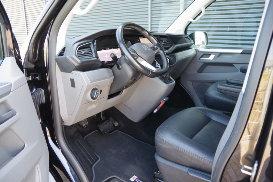Volkswagen Transporter 2.0 TDI L2 BULLI 150PK AUT. LED, LEDER, TREKHAAK, ADAPT. CRUISE, DIGITAL COCKPIT, NAVI, AIRCO, CARPLAY, PARKEERSENSOREN, NL AUTO