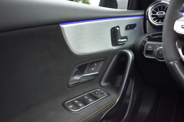 Mercedes-Benz A-Klasse AMG A45 S 4MATIC+ Edition One Pano Keyless