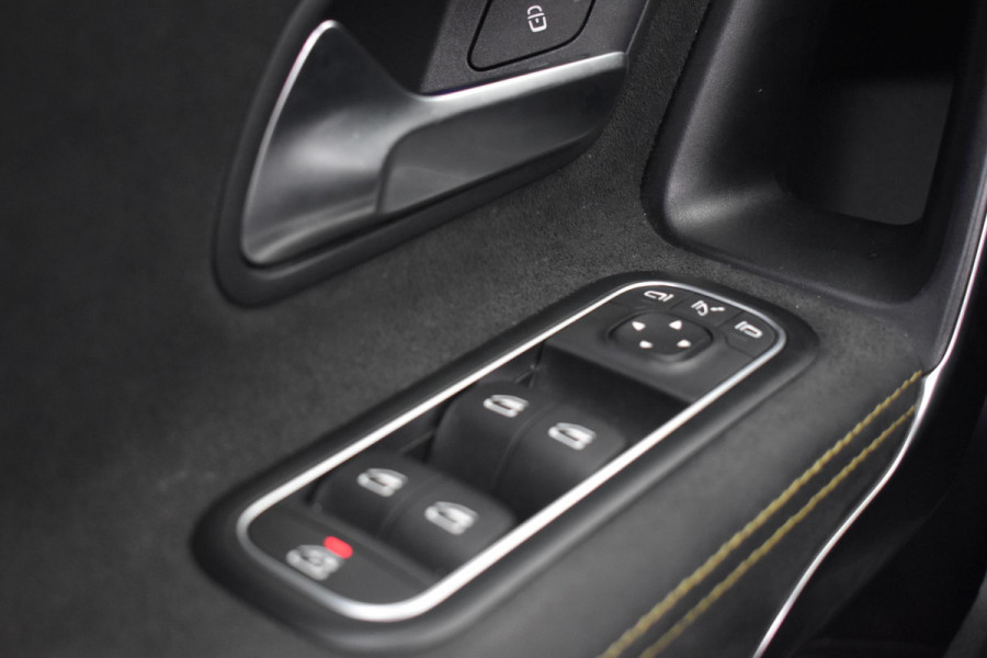 Mercedes-Benz A-Klasse AMG A45 S 4MATIC+ Edition One Pano Keyless