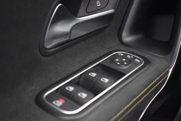 Mercedes-Benz A-Klasse AMG A45 S 4MATIC+ Edition One Pano Keyless