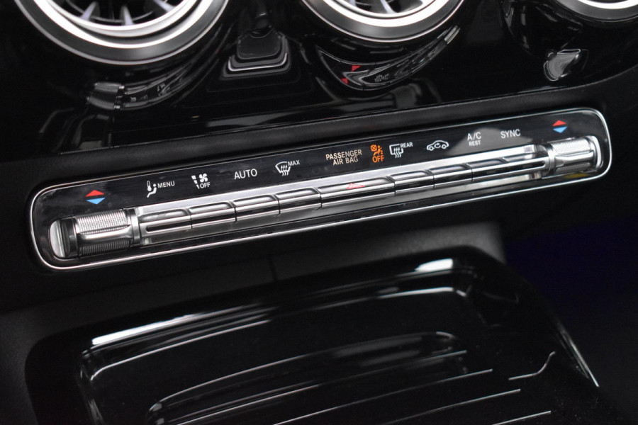 Mercedes-Benz A-Klasse AMG A45 S 4MATIC+ Edition One Pano Keyless