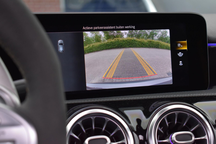 Mercedes-Benz A-Klasse AMG A45 S 4MATIC+ Edition One Pano Keyless