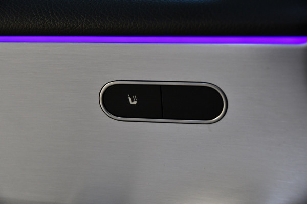Mercedes-Benz A-Klasse 250 Premium Plus, Burmester, Schuifkantel, Sfeerverlichting