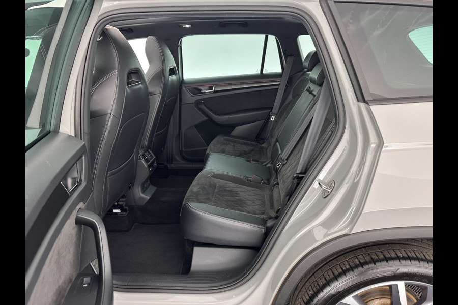 Škoda Kodiaq 1.5 TSI Sportline Business Aut. *PANO | LEATHER-ALCANTARA | FULL-LED | ADAPTIVE-CRUISE | BLIND-SPOT | MEMORY-PACK | CANTON-SOUND | CAMERA | KEYLESS | DIGI-COCKPIT | HEATED-SPORTSEATS | DAB+ | AMBIENT-LIGHT | CARBON | .