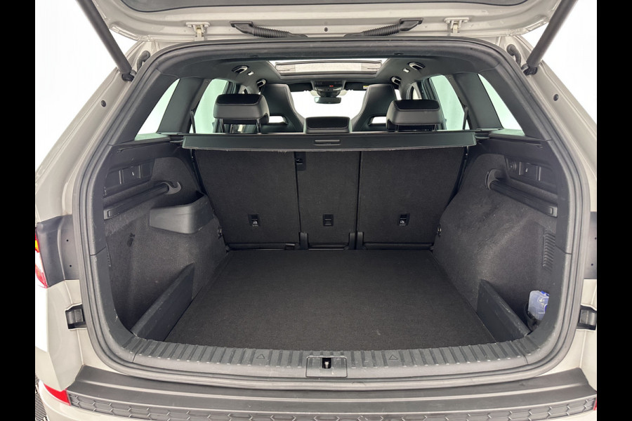 Škoda Kodiaq 1.5 TSI Sportline Business Aut. *PANO | LEATHER-ALCANTARA | FULL-LED | ADAPTIVE-CRUISE | BLIND-SPOT | MEMORY-PACK | CANTON-SOUND | CAMERA | KEYLESS | DIGI-COCKPIT | HEATED-SPORTSEATS | DAB+ | AMBIENT-LIGHT | CARBON | .