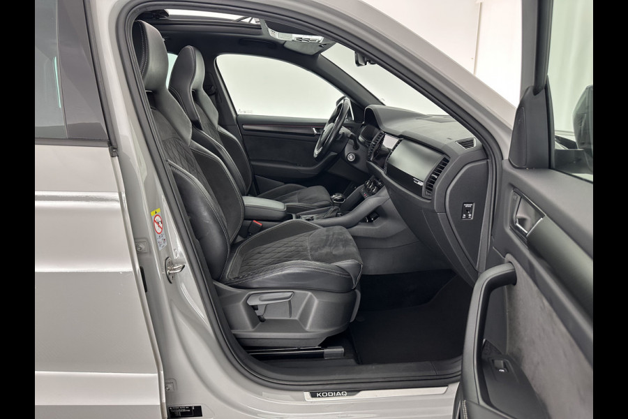 Škoda Kodiaq 1.5 TSI Sportline Business Aut. *PANO | LEATHER-ALCANTARA | FULL-LED | ADAPTIVE-CRUISE | BLIND-SPOT | MEMORY-PACK | CANTON-SOUND | CAMERA | KEYLESS | DIGI-COCKPIT | HEATED-SPORTSEATS | DAB+ | AMBIENT-LIGHT | CARBON | .