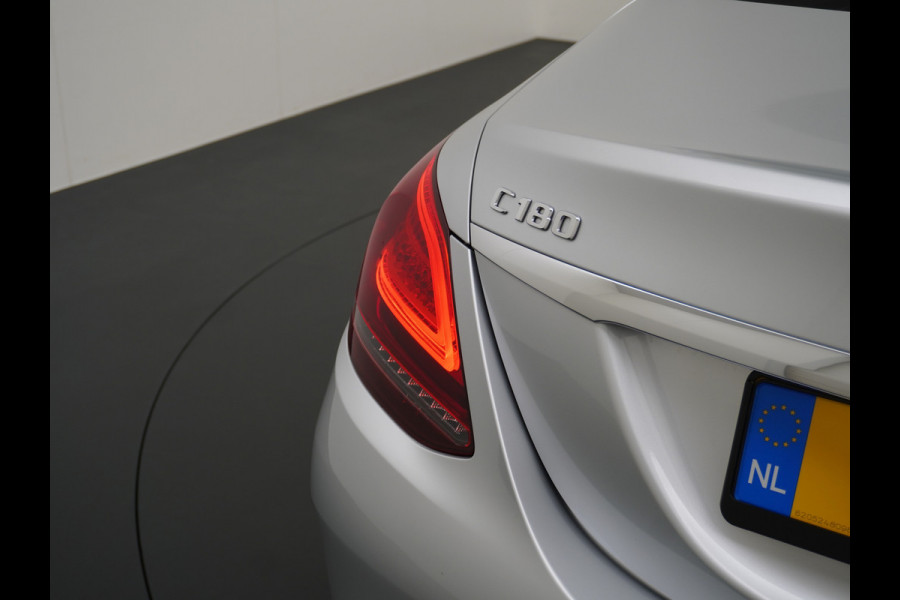 Mercedes-Benz C-Klasse 180 AMG line | Schuifdak Multibeam Trekhaak