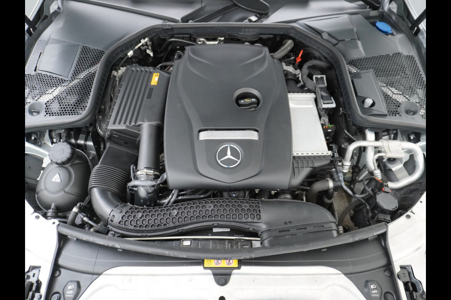 Mercedes-Benz C-Klasse 180 AMG line | Schuifdak Multibeam Trekhaak