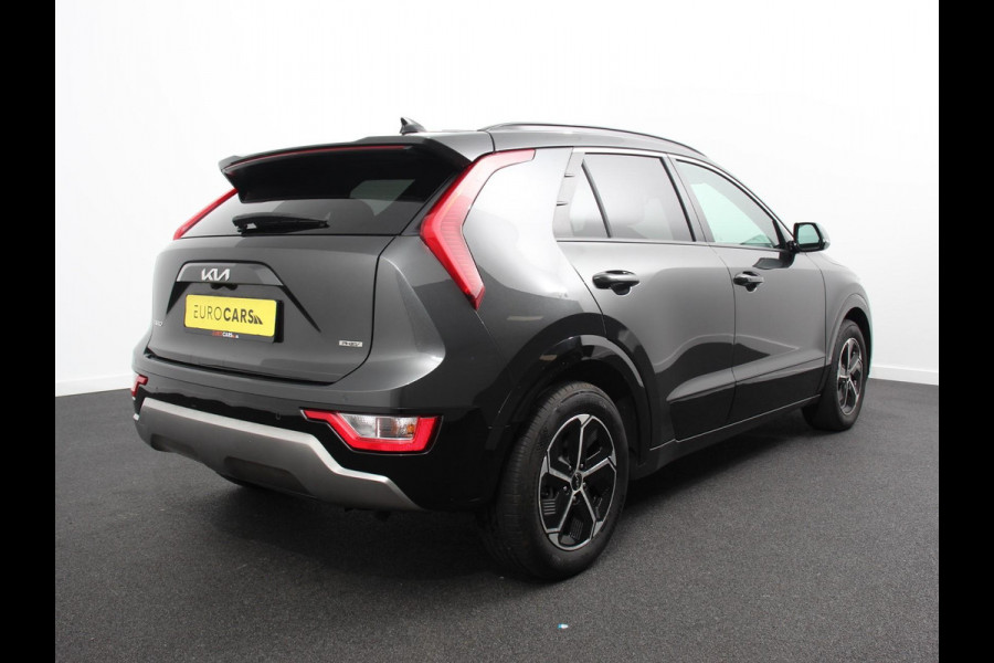 Kia Niro 1.6 GDi PHEV DynamicLine Climate control Adaptieve cruise control Achteruitrijcamera Parkeersensoren Verwarmde voorstoelen LED Keyless Navigatie Apple Carplay/ Android Auto