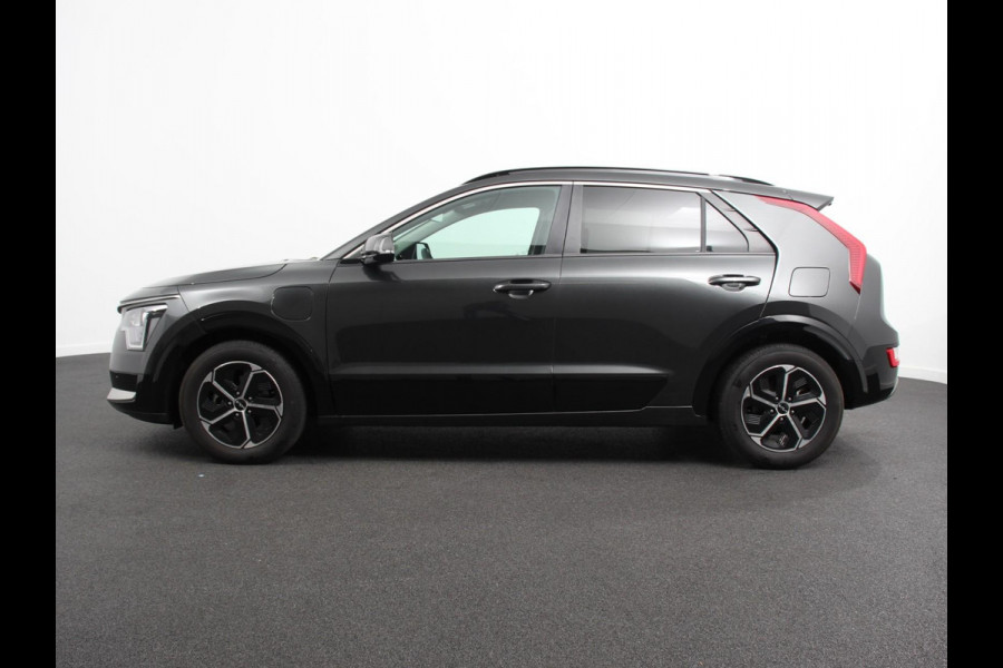 Kia Niro 1.6 GDi PHEV DynamicLine Climate control Adaptieve cruise control Achteruitrijcamera Parkeersensoren Verwarmde voorstoelen LED Keyless Navigatie Apple Carplay/ Android Auto