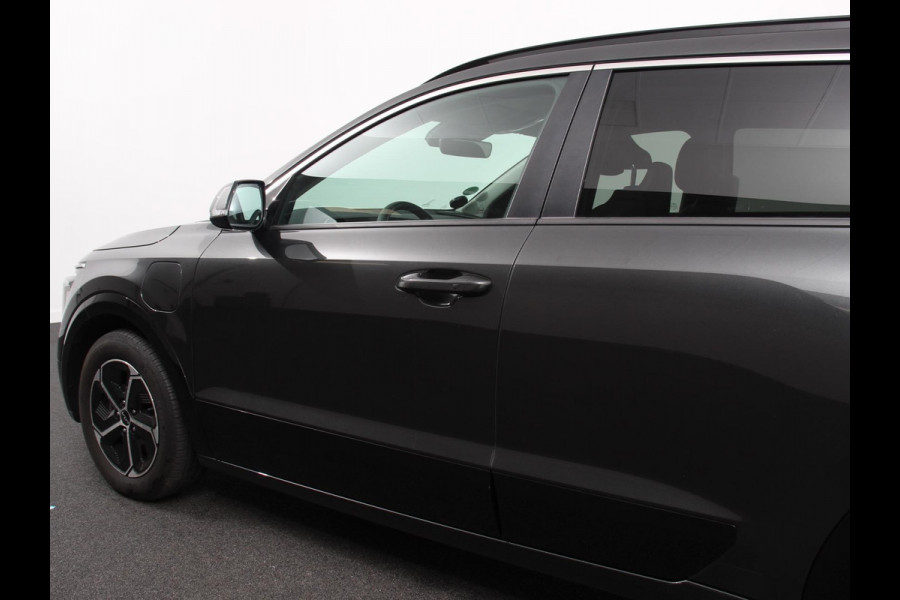 Kia Niro 1.6 GDi PHEV DynamicLine Climate control Adaptieve cruise control Achteruitrijcamera Parkeersensoren Verwarmde voorstoelen LED Keyless Navigatie Apple Carplay/ Android Auto