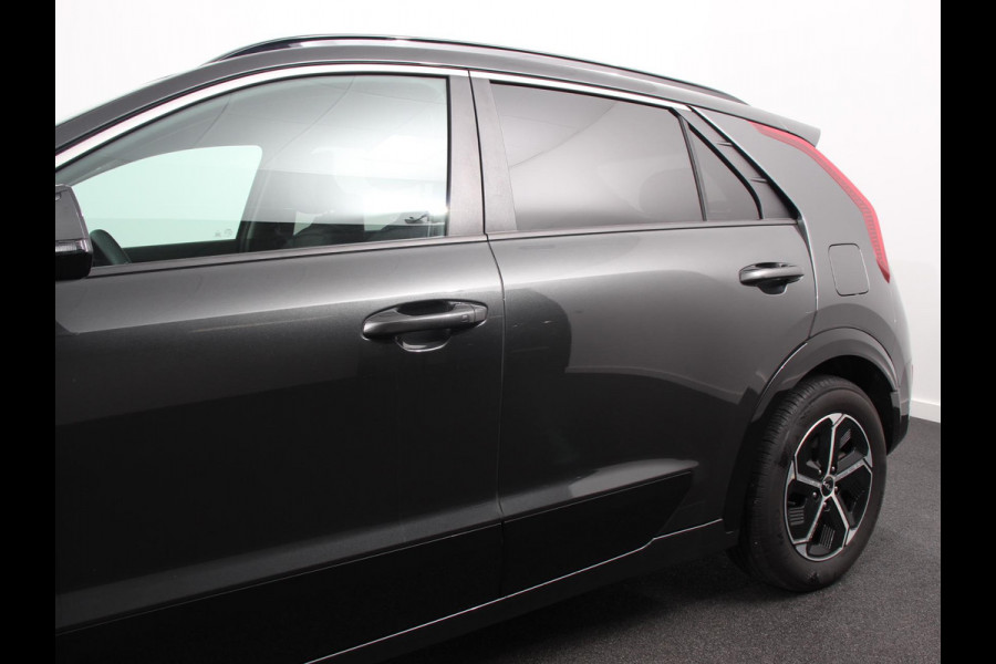 Kia Niro 1.6 GDi PHEV DynamicLine Climate control Adaptieve cruise control Achteruitrijcamera Parkeersensoren Verwarmde voorstoelen LED Keyless Navigatie Apple Carplay/ Android Auto