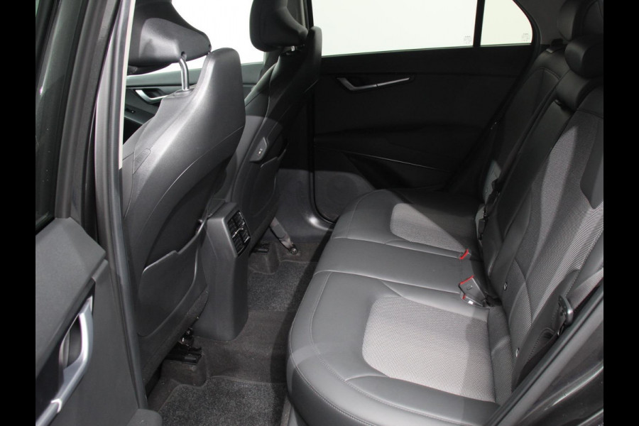 Kia Niro 1.6 GDi PHEV DynamicLine Climate control Adaptieve cruise control Achteruitrijcamera Parkeersensoren Verwarmde voorstoelen LED Keyless Navigatie Apple Carplay/ Android Auto