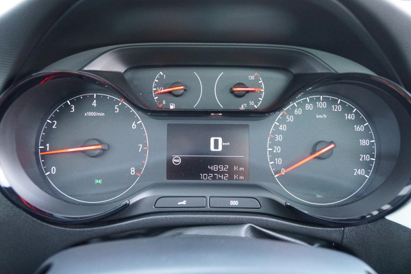 Opel Crossland X 1.2 Turbo Edition 2020 110PK + TREKHAAK / PANORMA / STOELVERWARMING