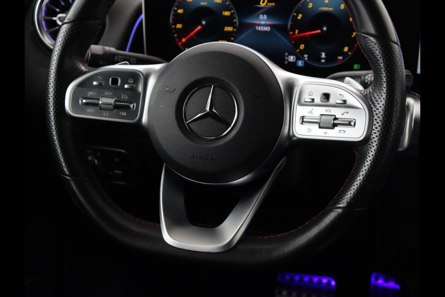 Mercedes-Benz Glb 200 Business Solution AMG 7-persoons | Stoelverwarming | Leder/Alcantara | Side Assist | Navigatie | Full LED | Widescreen | Park Assist