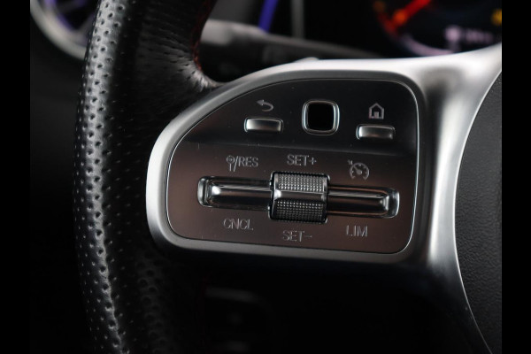 Mercedes-Benz Glb 200 Business Solution AMG 7-persoons | Stoelverwarming | Leder/Alcantara | Side Assist | Navigatie | Full LED | Widescreen | Park Assist