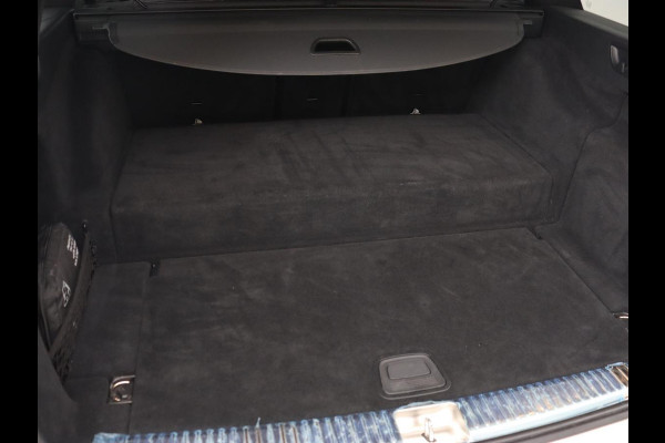 Mercedes-Benz E-Klasse 300e AMG | Trekhaak | Stoelverwarming | Camera | Carplay | Leder/Alcantara | Navigatie | Widescreen | Full LED | Sfeerverlichting | PHEV | Plug In