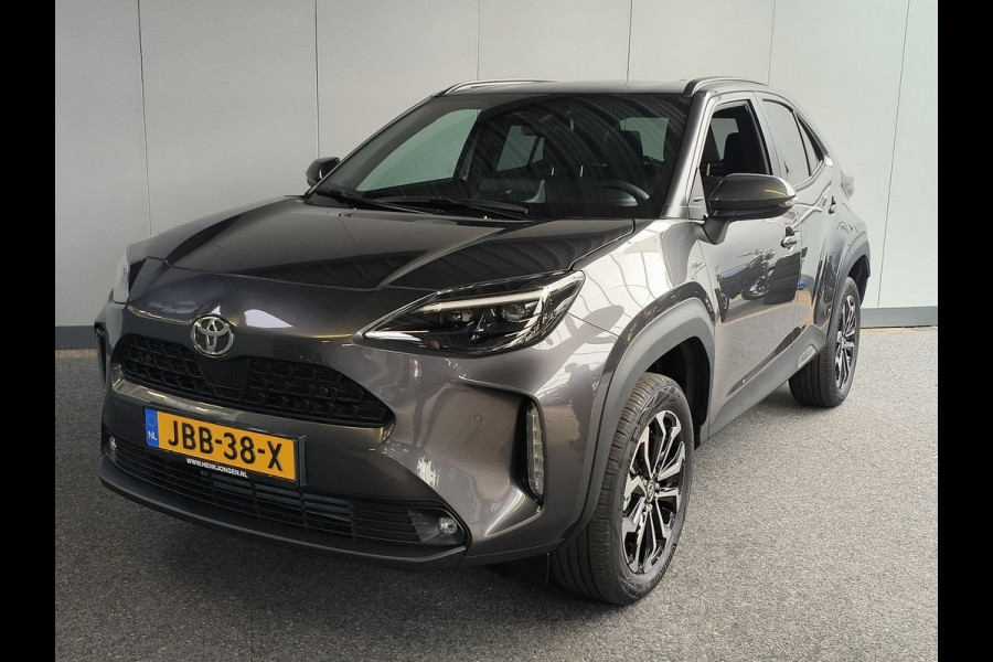 Toyota Yaris Cross 1.5 Hybrid 130 Dynamic NIEUW!!! Rijklaar + 5 jaar Fabrieksgarantie Henk Jongen Auto's in Helmond,  al 50 jaar service zoals 't hoort!