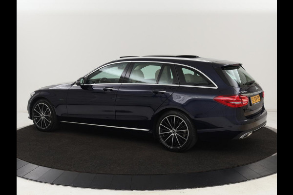 Mercedes-Benz C-Klasse 300e Avantgarde Luxury | Panoramadak | Luchtvering | Burmester | Stuurverwarming | 360 Camera | Leder | Stoelverwarming | Memory | Carplay | Sfeerverlichting | Matrix LED | PHEV | Plug In