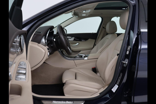 Mercedes-Benz C-Klasse 300e Avantgarde Luxury | Panoramadak | Luchtvering | Burmester | Stuurverwarming | 360 Camera | Leder | Stoelverwarming | Memory | Carplay | Sfeerverlichting | Matrix LED | PHEV | Plug In