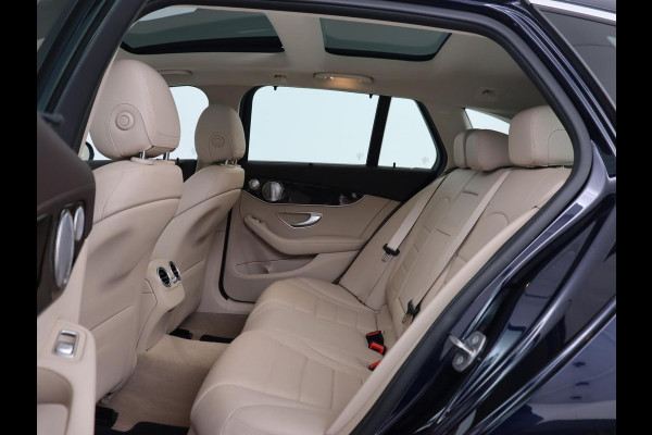 Mercedes-Benz C-Klasse 300e Avantgarde Luxury | Panoramadak | Luchtvering | Burmester | Stuurverwarming | 360 Camera | Leder | Stoelverwarming | Memory | Carplay | Sfeerverlichting | Matrix LED | PHEV | Plug In