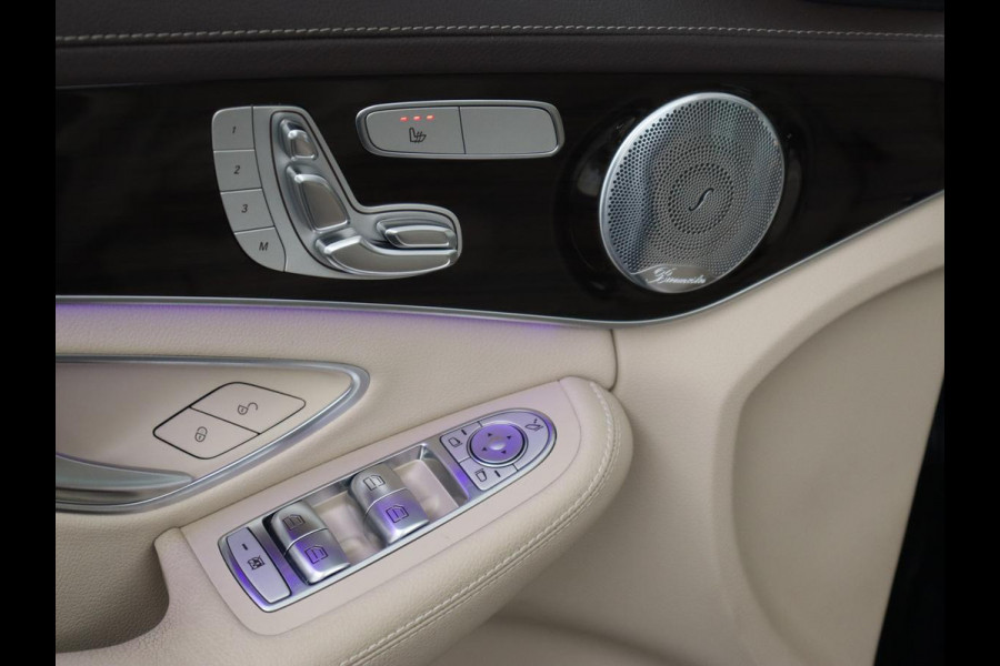 Mercedes-Benz C-Klasse 300e Avantgarde Luxury | Panoramadak | Luchtvering | Burmester | Stuurverwarming | 360 Camera | Leder | Stoelverwarming | Memory | Carplay | Sfeerverlichting | Matrix LED | PHEV | Plug In