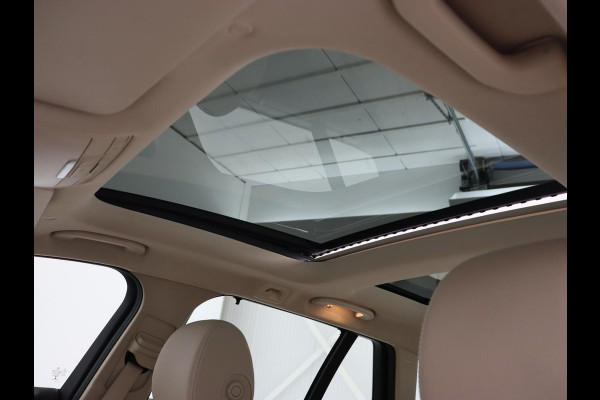 Mercedes-Benz C-Klasse 300e Avantgarde Luxury | Panoramadak | Luchtvering | Burmester | Stuurverwarming | 360 Camera | Leder | Stoelverwarming | Memory | Carplay | Sfeerverlichting | Matrix LED | PHEV | Plug In