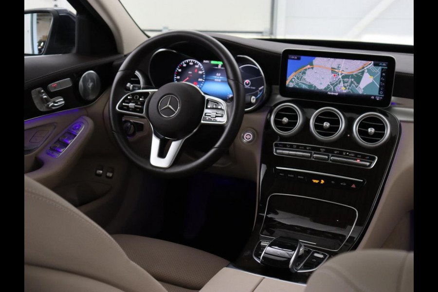Mercedes-Benz C-Klasse 300e Avantgarde Luxury | Panoramadak | Luchtvering | Burmester | Stuurverwarming | 360 Camera | Leder | Stoelverwarming | Memory | Carplay | Sfeerverlichting | Matrix LED | PHEV | Plug In