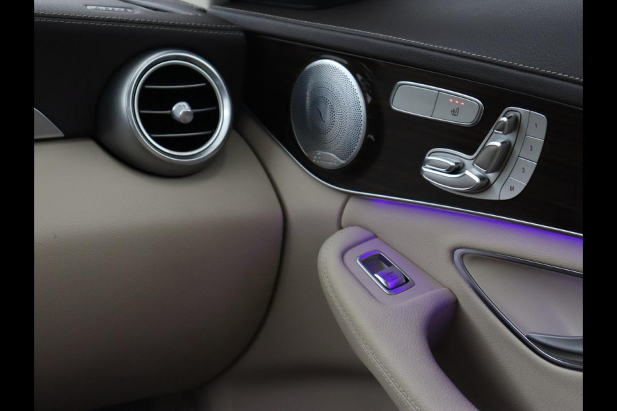 Mercedes-Benz C-Klasse 300e Avantgarde Luxury | Panoramadak | Luchtvering | Burmester | Stuurverwarming | 360 Camera | Leder | Stoelverwarming | Memory | Carplay | Sfeerverlichting | Matrix LED | PHEV | Plug In