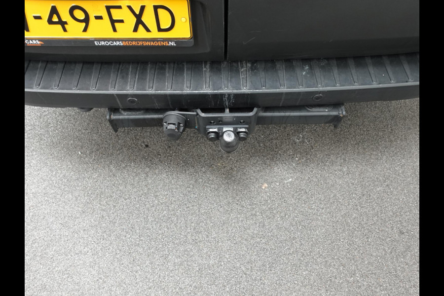 Ford Transit 130pk L2H2 Automaat Trekhaak Airco 360°Camera DAB+