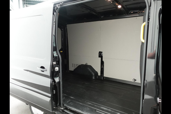 Ford Transit 130pk L2H2 Automaat Trekhaak Airco 360°Camera DAB+