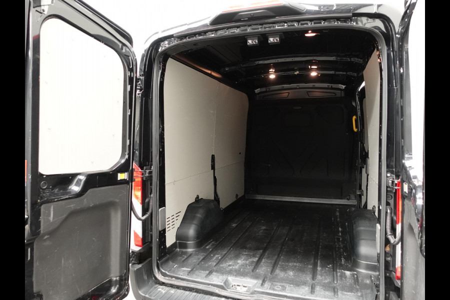 Ford Transit 130pk L2H2 Automaat Trekhaak Airco 360°Camera DAB+