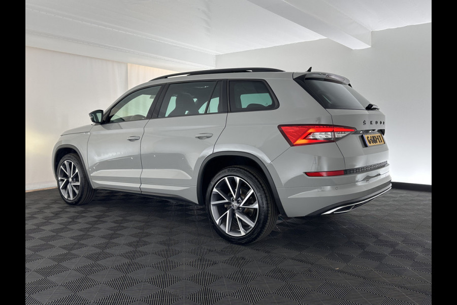 Škoda Kodiaq 1.5 TSI Sportline Business Aut. *PANO | LEATHER-ALCANTARA | FULL-LED | MEMORY-PACK | CANTON-SOUND | CAMERA | KEYLESS | DIGI-COCKPIT | SPORTSEATS | DAB+ | AMBIENT-LIGHT | CARBON | TOWBAR | 20''ALU*