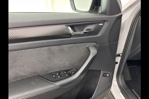 Škoda Kodiaq 1.5 TSI Sportline Business Aut. *PANO | LEATHER-ALCANTARA | FULL-LED | MEMORY-PACK | CANTON-SOUND | CAMERA | KEYLESS | DIGI-COCKPIT | SPORTSEATS | DAB+ | AMBIENT-LIGHT | CARBON | TOWBAR | 20''ALU*