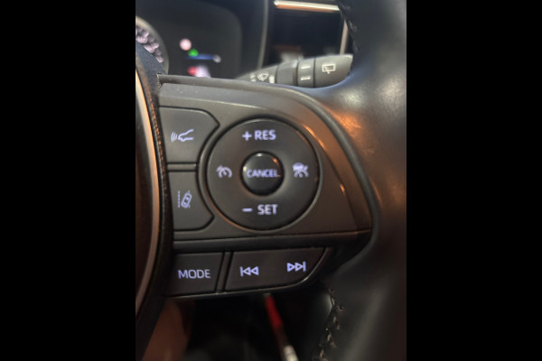 Toyota Corolla 1.8 Hybrid Active Camera, Trekhaak, Carplay