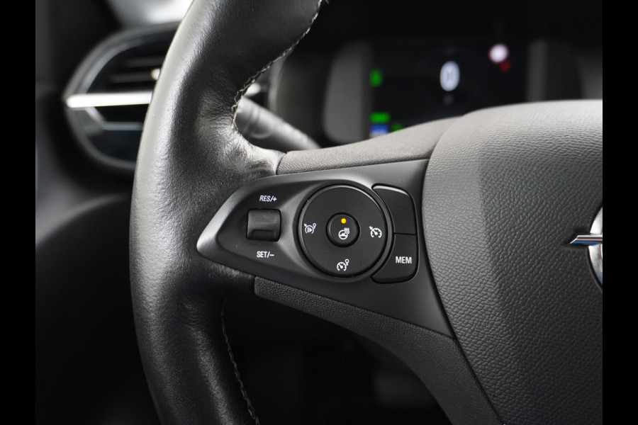 Opel CORSA-E 50kWh AUT. Innovation Navi 17" Apple Carplay Android Auto Opel Connect KeylessEcc PDC Verkeersbord detectie Cruise Control Two-T Winter-Pakket Premium-Pakket Led Lmv Rijstrooksensor Origineel Nederlandse Auto Dealeronderhouden 1e Eigenaar